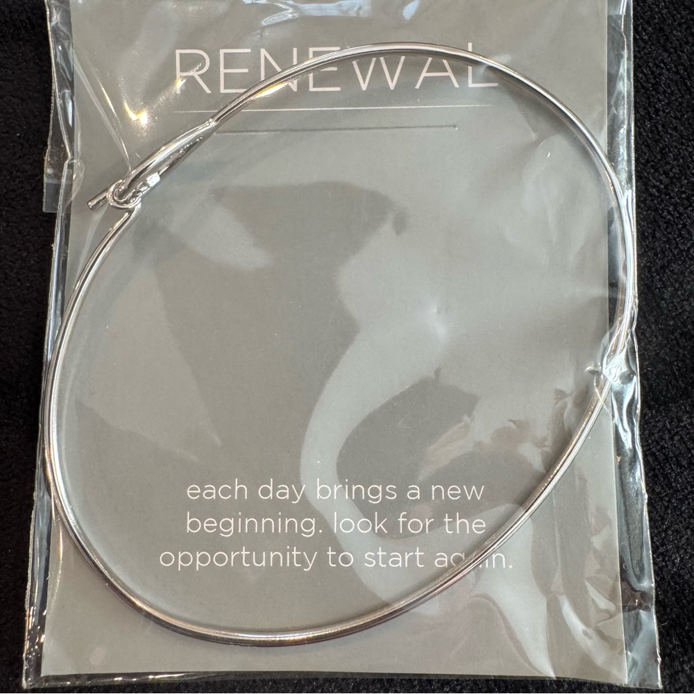 Origami Owl Renewal Core Bangle Bracelet